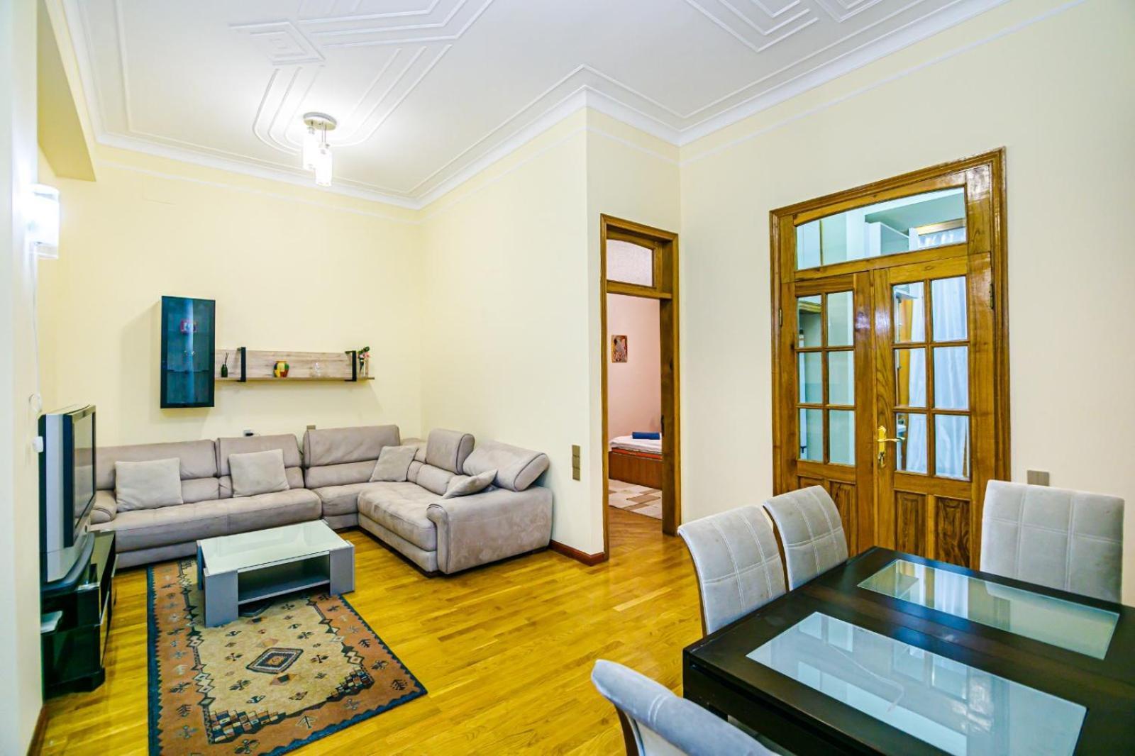 באקו Targovi 2 Room Lux Home Otto מראה חיצוני תמונה
